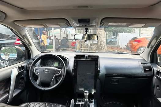 A picture of Toyota Landcruiser Prado 2019 Model