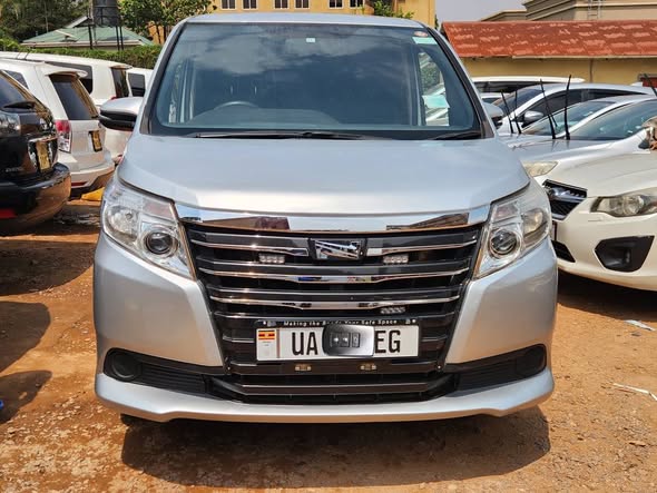 used toyota noah