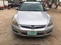 A picture of 07 Honda DC partially first body