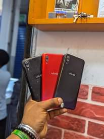 A picture of Vivo y93 