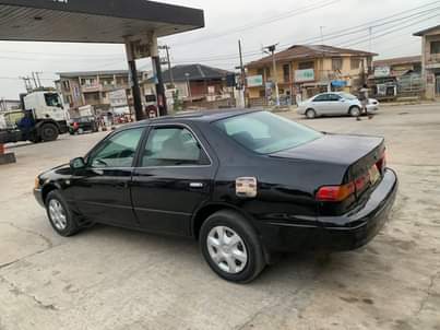 A picture of Toyota camry 2002