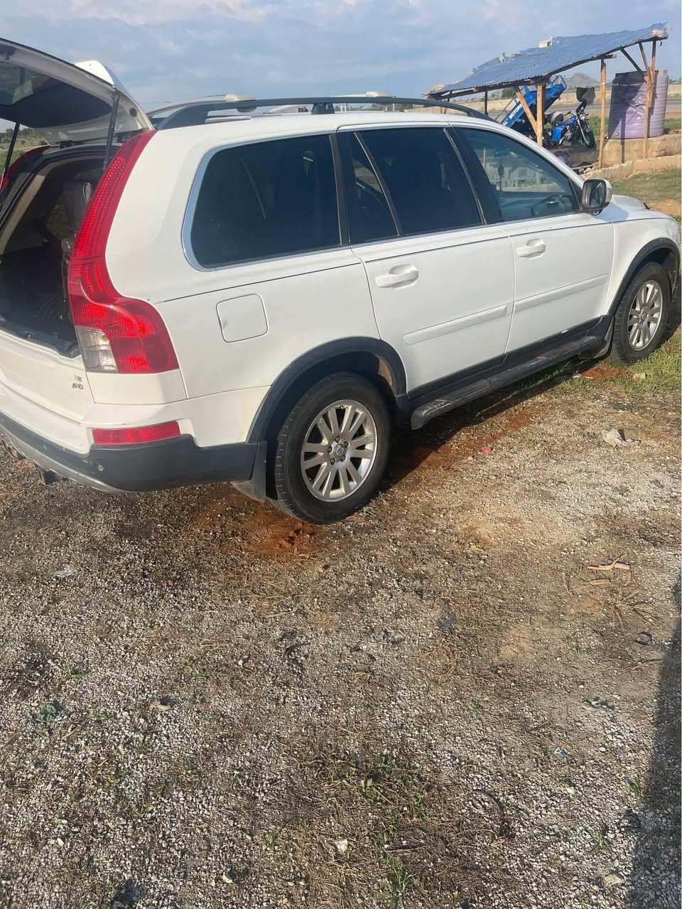 A picture of Volvo Xc90 2010 model