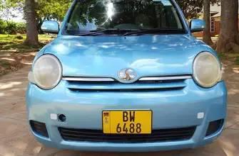 toyota sienta