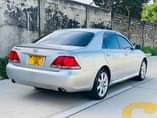 A picture of Toyota crown