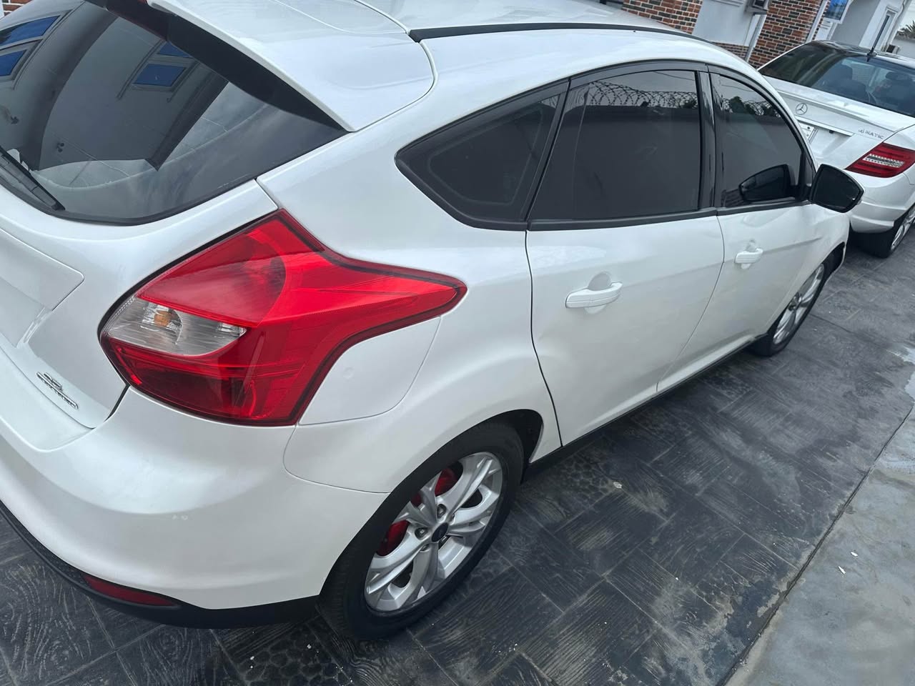 A picture of Ford Focus 014