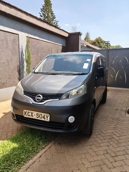 A picture of Nissan NV200