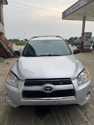 A picture of everything in good shape buy and drive