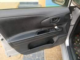 A picture of Toyota sienna 2014 Very clean and working perfectly 5 5