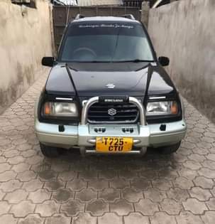 suzuki escudo
