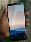 A picture of Samsung note 8
