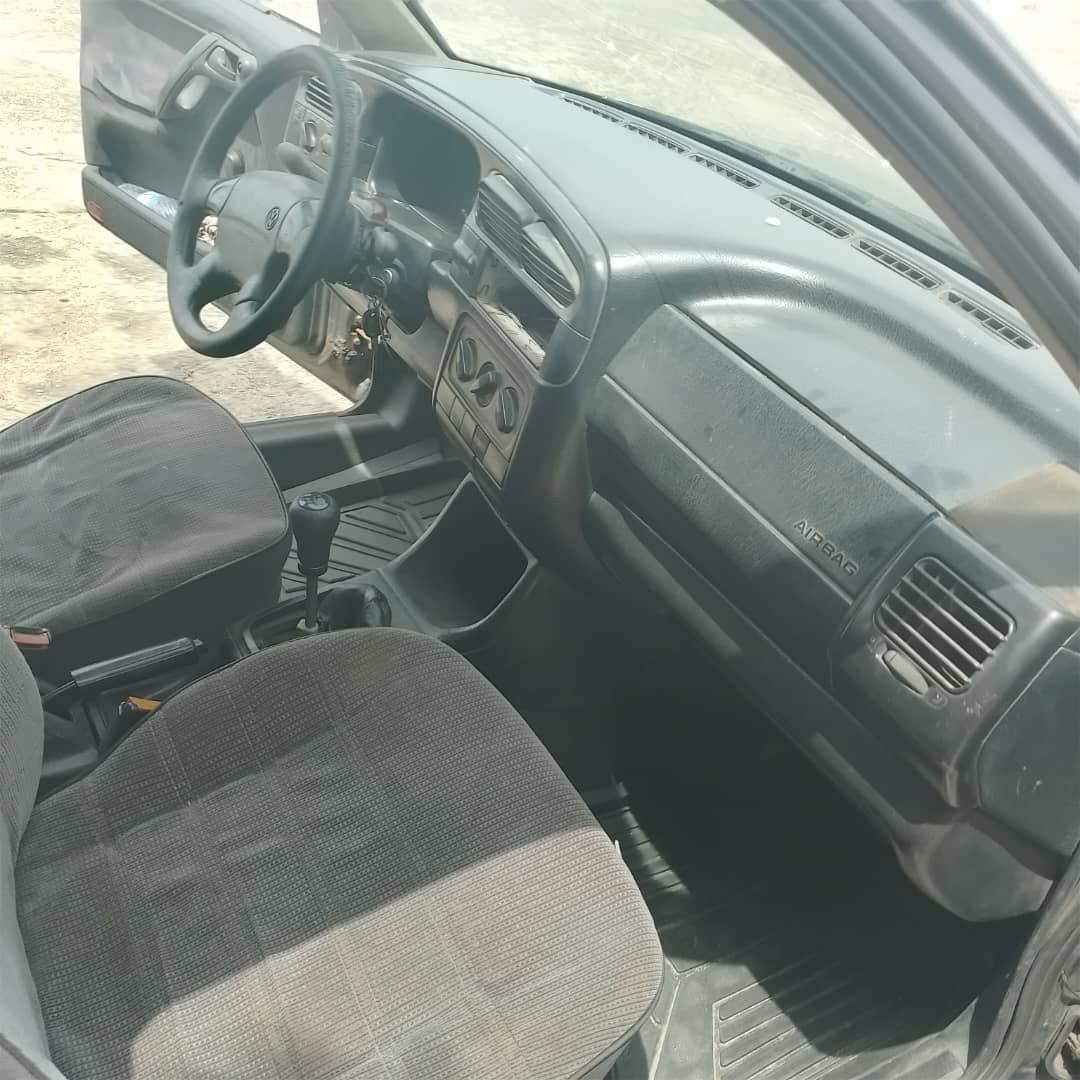 A picture of Volkswagen vento 08123451380
