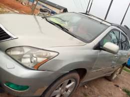A picture of Distressed sale Rx330 for sale Engine Gear 80 Ac 4
