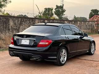 A picture of MERCEDES BENZ C350 FULLEST OPTION