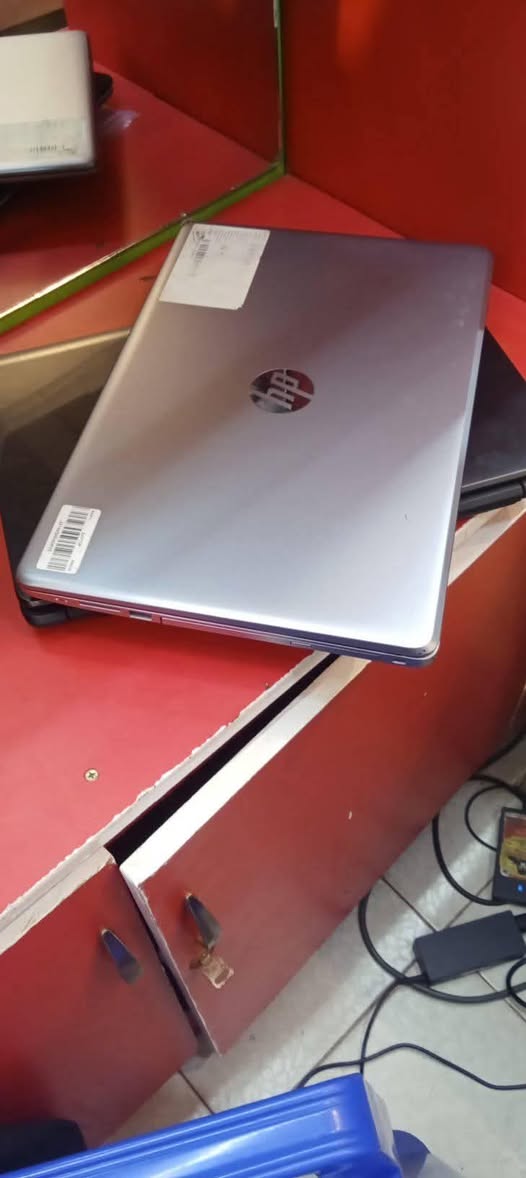 A picture of HP 7th Gen i5 with 8gb RAM and 256gb SSD