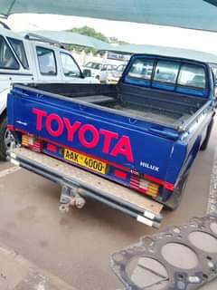 used toyota hilux