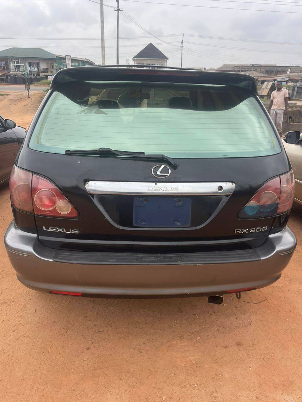 A picture of Lexus RX300