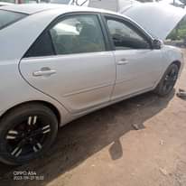 A picture of 2006 Toyota Camry Engine and gear AC is working Location