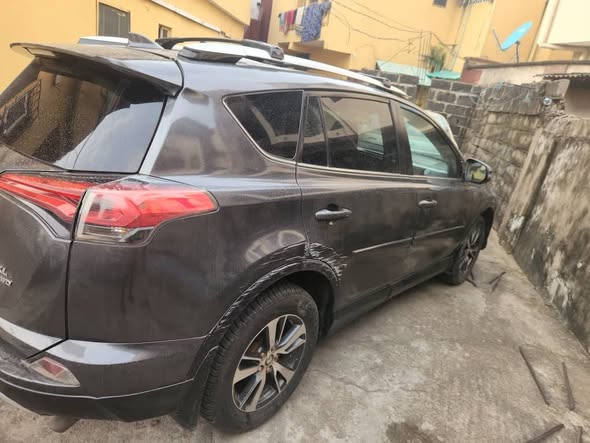 A picture of TOYOTA RAV4 2016 TOKS STANDARD