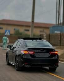 A picture of GOOD DEAL BLACK ON BLACK TOYOTA CAMRY XSE 2021 WITH