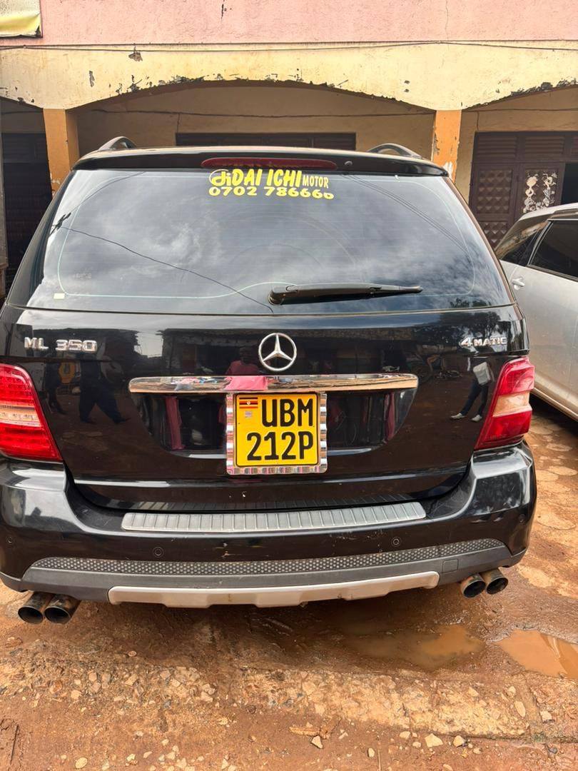A picture of 2012 Mercedes Benz 4matic