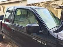 A picture of Toyota Tacoma 2004