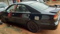 A picture of Camry 2 4