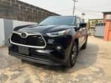 A picture of New arrival 2022 Highlander XLE AWD black on black