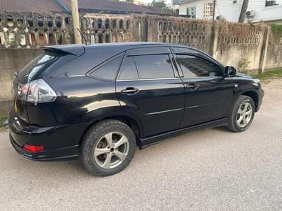 A picture of NJOO NIKUUZIE GARI YA HADHI YAKO KALI NJE NA NDAN