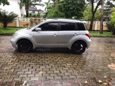 A picture of TOYOTA IST