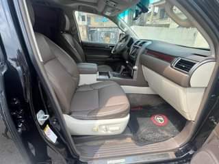 A picture of Lexus GX460 20112020