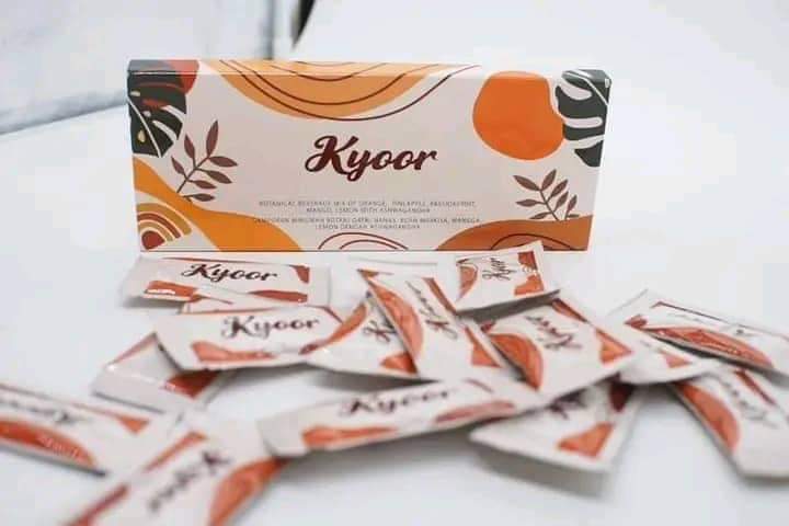 A picture of Kyoor and Zarrcoff