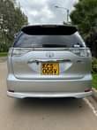 A picture of Toyota Estima Hybrid 2011 7 seater