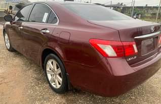 A picture of Few months used lexus es350 2008 model with all components