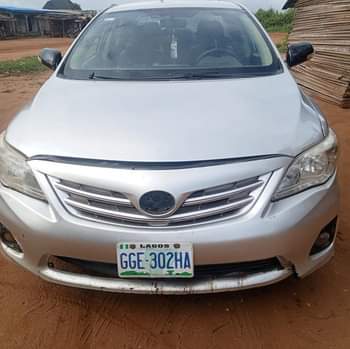 A picture of Toyota Corolla 2010 Engine and gear perfect ok Ac need