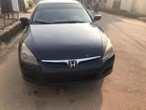A picture of 05 Honda Accord EX