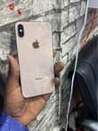 A picture of iPhone Xs Max 256gbs