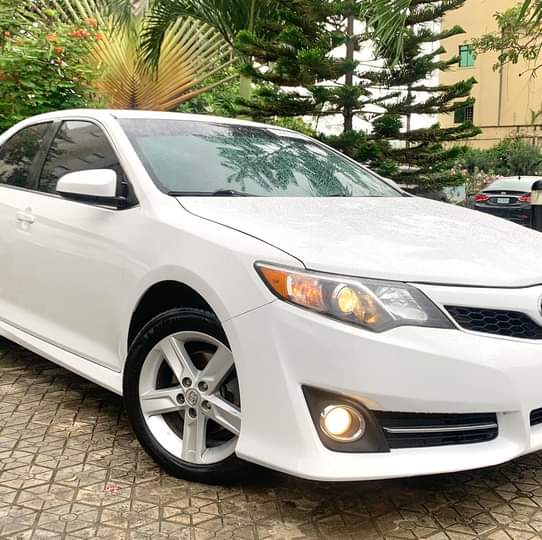 A picture of 2012 Toyota camry Sport