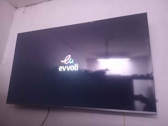 A picture of Evvoli55 4k fremeless