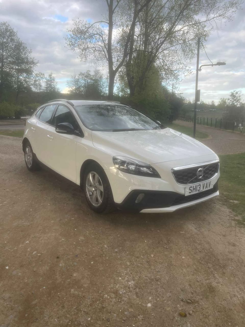 volvo v40