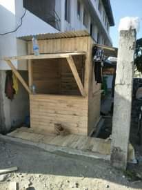 A picture of O675163O37 TUNATENGENEZA VIBANDA NA VITI VYA PALLETS TUPIGIE