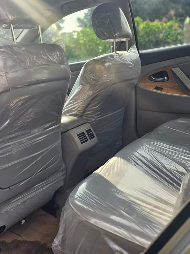 A picture of Unregistered Toyota camry xle 2208 model