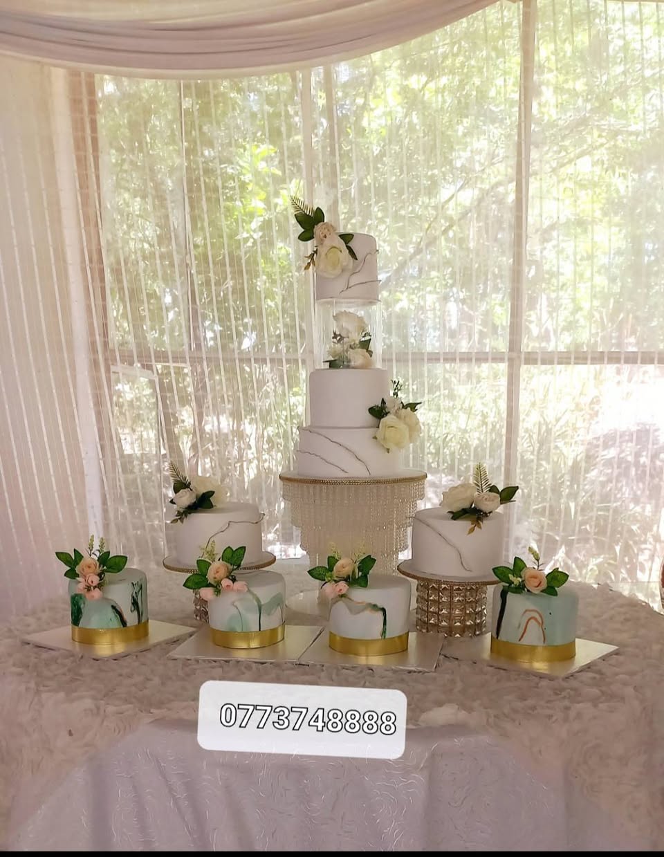 classifieds/cakes