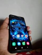 A picture of samsung s10