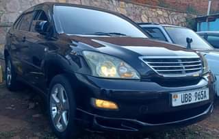 A picture of TOYOTA HARRIER UBB MODEL 2008 PRICE 27 5M CALL 0752238186