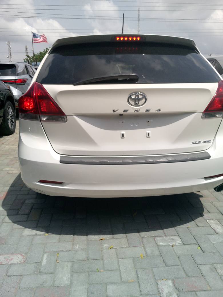 A picture of Toyota Venza