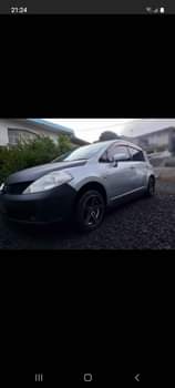 used nissan tiida