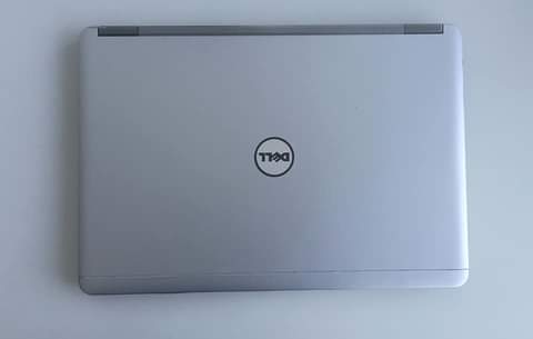 A picture of Dell Latitude E7440 14 laptop for sale Inauzwa