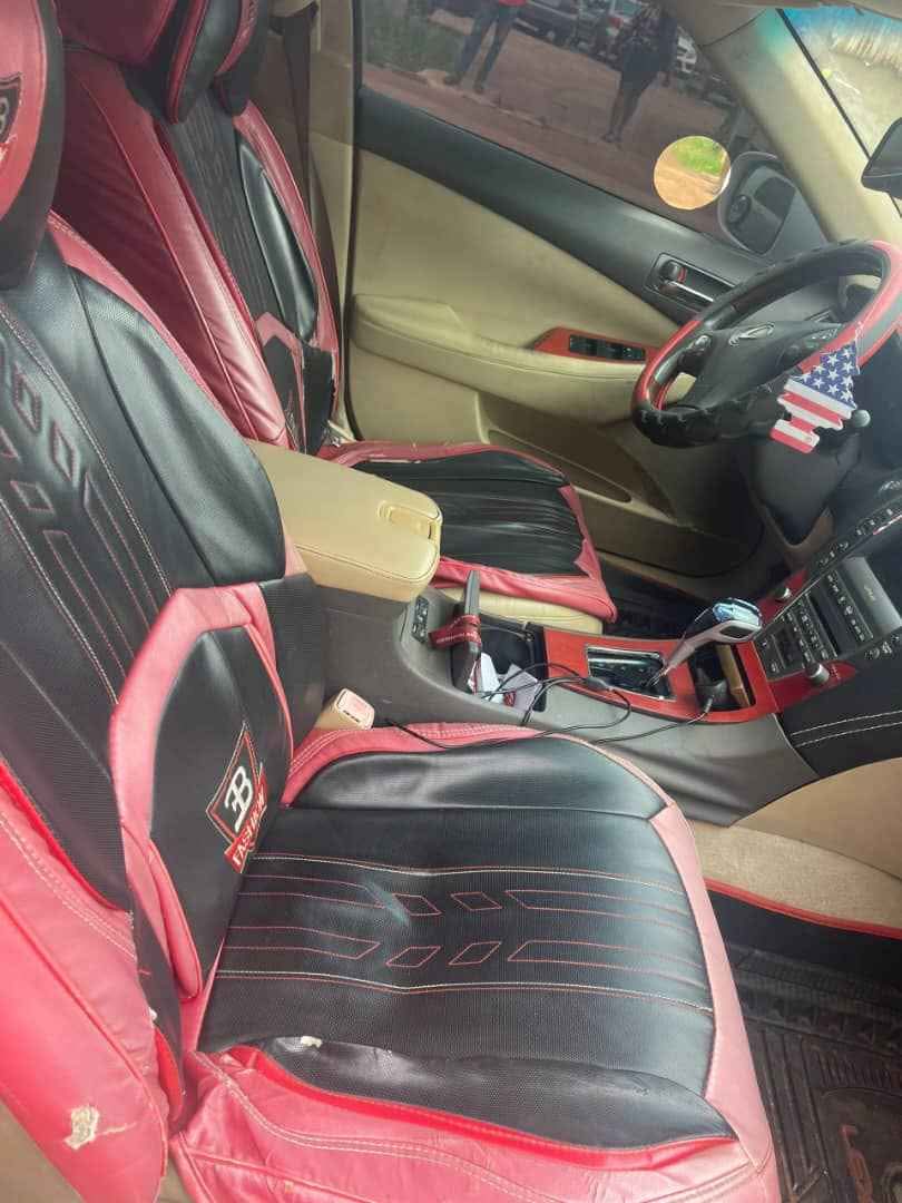 A picture of Lexus ES 350