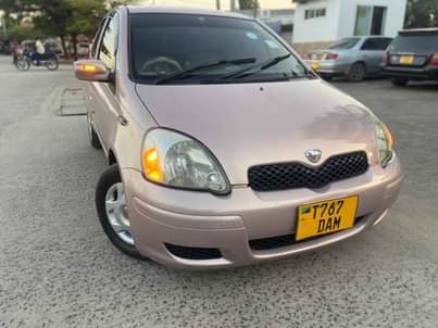 A picture of TOYOTA VITZ OLD FULL DOCUMENT