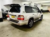 A picture of Toyota vx bei milioni 45 piga sim 0688757415
